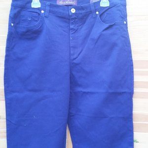 Gloria Vanderbilt  capri  jeans